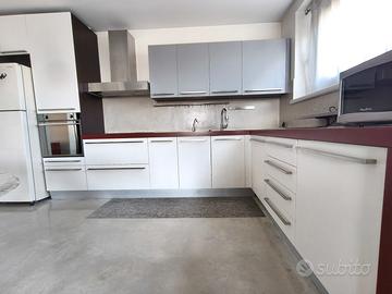 ARREDO CUCINA E SOGGIORNO 