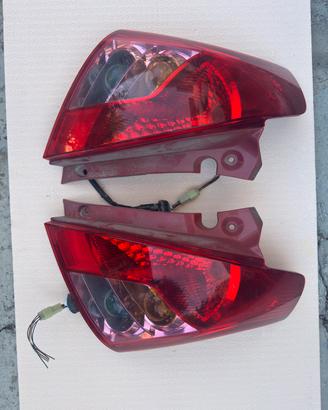 Fanali posteriori DX/SX Suzuki Swift
2009