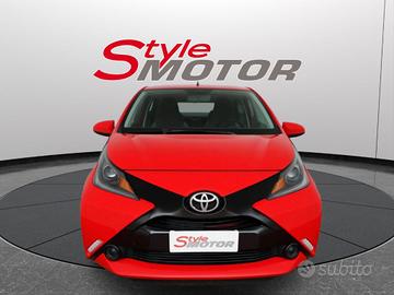 TOYOTA Aygo 1.0 VVT-i 69 CV 5 porte x-cool