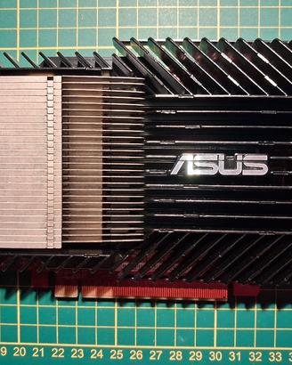 Scheda grafica Asus EAH3650 Silent 512MB
