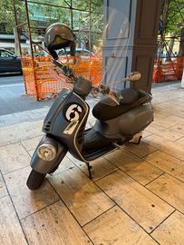 Vespa sei giorni