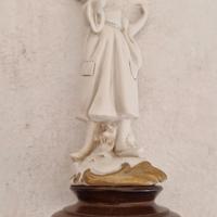 Statuina Capodimonte