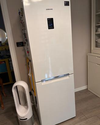 Frigorifero SAMSUNG Digital Inverter