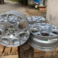 Cerchi in lega originali Alfa Romeo