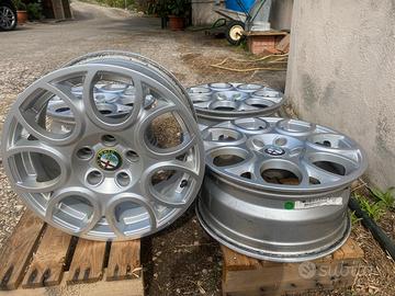 Cerchi in lega originali Alfa Romeo