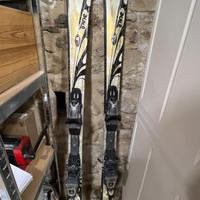Sci K2 156 cm con Attacchi Rossignol + Bastoncini