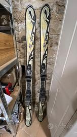 Sci K2 156 cm con Attacchi Rossignol + Bastoncini