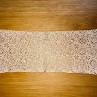 Striscia all'uncinetto fatta a mano