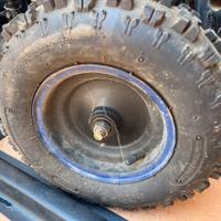 Set tre mini-pneumatici per quad con disco annesso