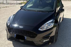 FORD FIESTA ST LINE