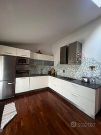 Cucina angolare Poliform Varenna - come nuova