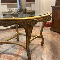 Tavolo Grifoni foglia d’oro