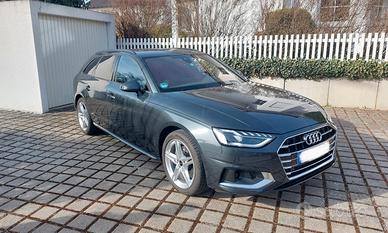 Audi A4 Avant 35TFSI advanced Stronic NAVI/Sline