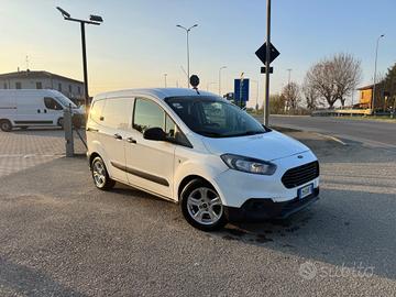 Ford Transit Courier 1.5 TDCi 75CV Van Trend