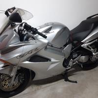 Honda VFR 800 14.000 km