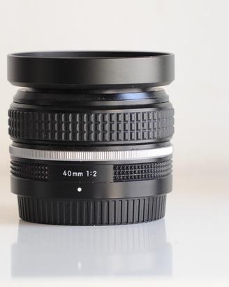 nikon z 40   f2.