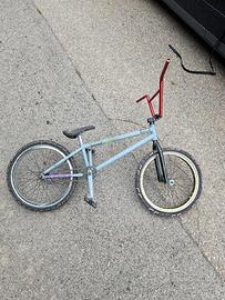  Bmx intero/a pezzi