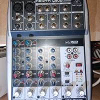 Behringer Xenyx Q802-Usb Mixer 8 Ingressi +48V