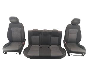 Tappezzeria Suzuki Vitara 1.6 Diesel del 2018