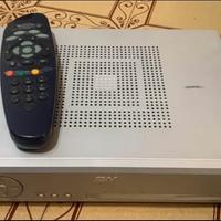 Decoder Sky con telecomando.