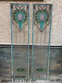 Coppia di antine, vetrate artistiche Liberty