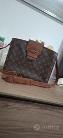 🇮🇹 Louis Vuitton Pochette Orsay Monogram Vintag