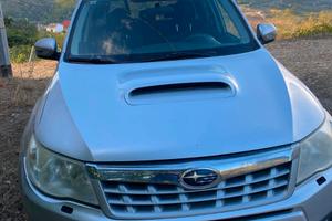 SUBARU FORESTER 2011