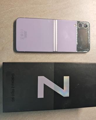 Samsung Galaxy ZFlip 3 128 GB  schermo interno da 