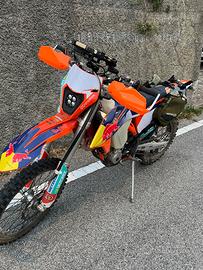 KTM 250 EXC - F 2023 solo 111 ore