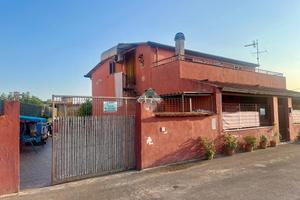 CASA INDIPENDENTE A MONDRAGONE