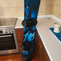 snowboard Burton 154 cm nuovo più attacchi cartel