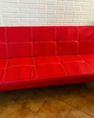 divano letto tre posti  in ecopelle 