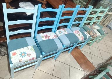 10 sedie colorate in legno massello