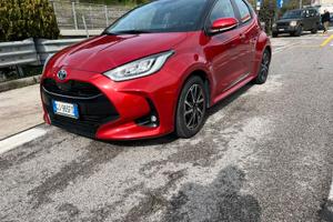 Toyota Yaris Hibrid Lounge