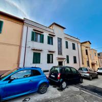 Poli: appartamento centrale con terrazzo