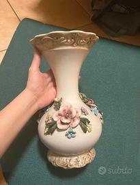 Vaso decorativo in porcellana stile Capodimonte