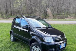 Fiat Panda 1.3 MJT 16V DPF 4x4 Climbing