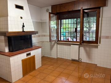 Avesa - Villetta a schiera d angolo