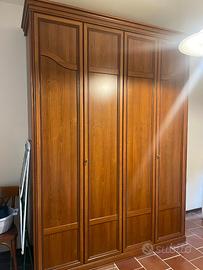 Armadio in legno