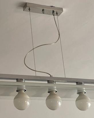Lampadari in vetro e accoaio cromato