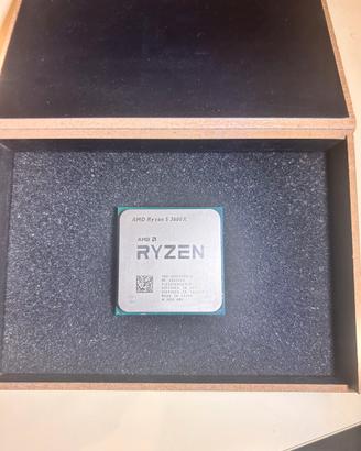 AMD Ryzen 5 3600X + dissipatore stock Wraith Spire