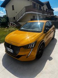 PEUGEOT 208 BlueHDi100 GT Line