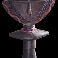 Statua africana d'arredamento