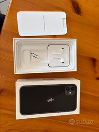 Iphone 11 custodia e cuffie