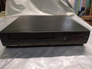 videoregistratore VHS panasonic