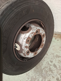 MAN TGL 120 cerchi in ferro con gomme