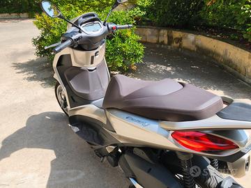 Piaggio BEVERLY 300 del 04/2023