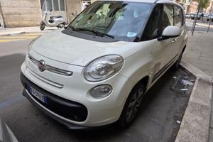Fiat 500L living
