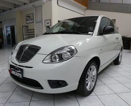 Lancia Ypsilon 1.3 MJT 75 CV Unyca