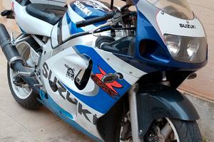 Suzuki gixxer 600 99'